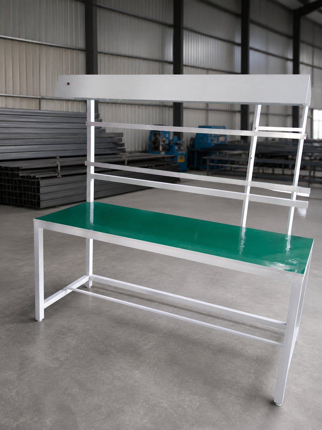Bàn thao tác lắp ráp công nghiệp